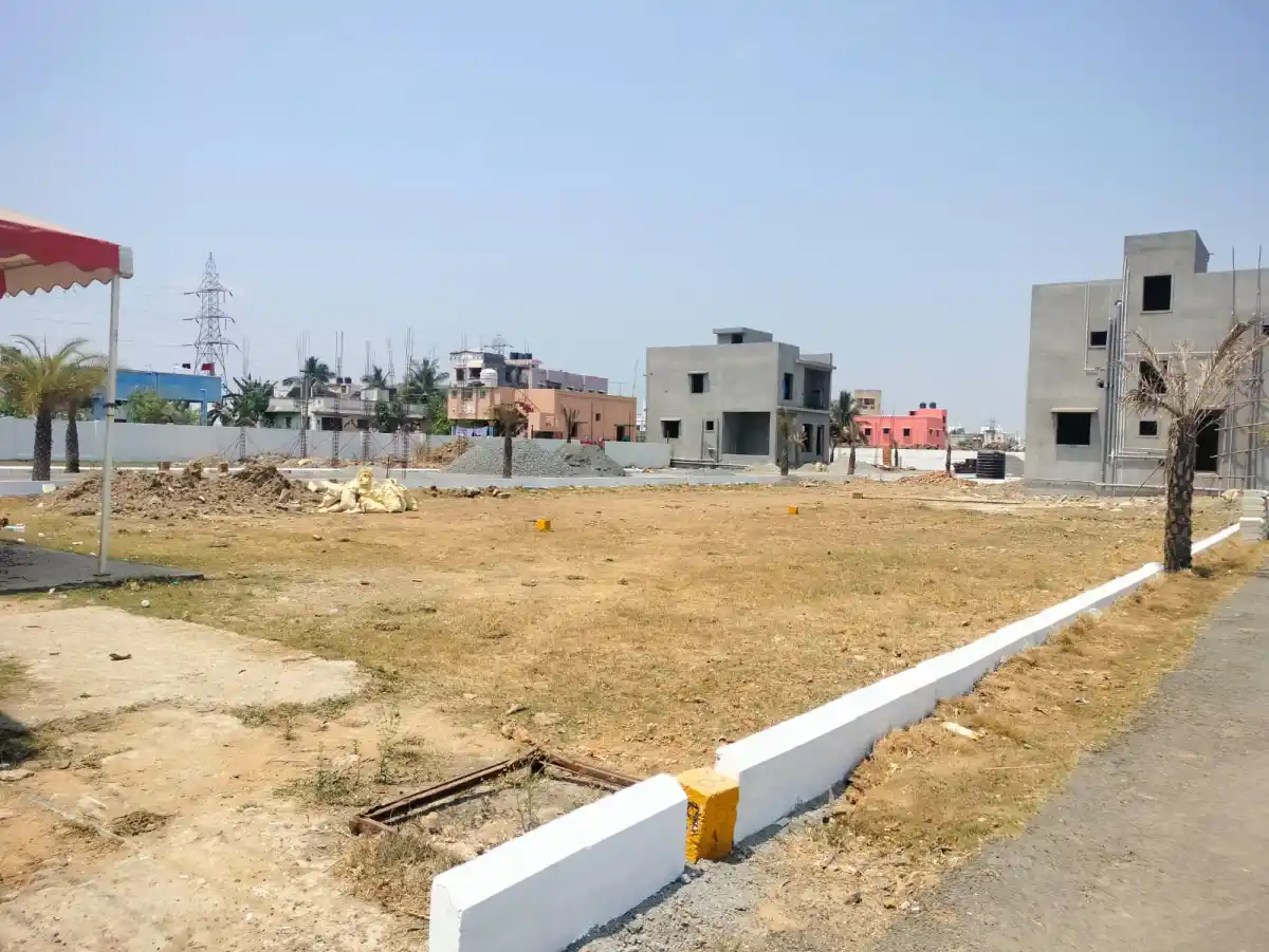 Varam Nagar Karanai