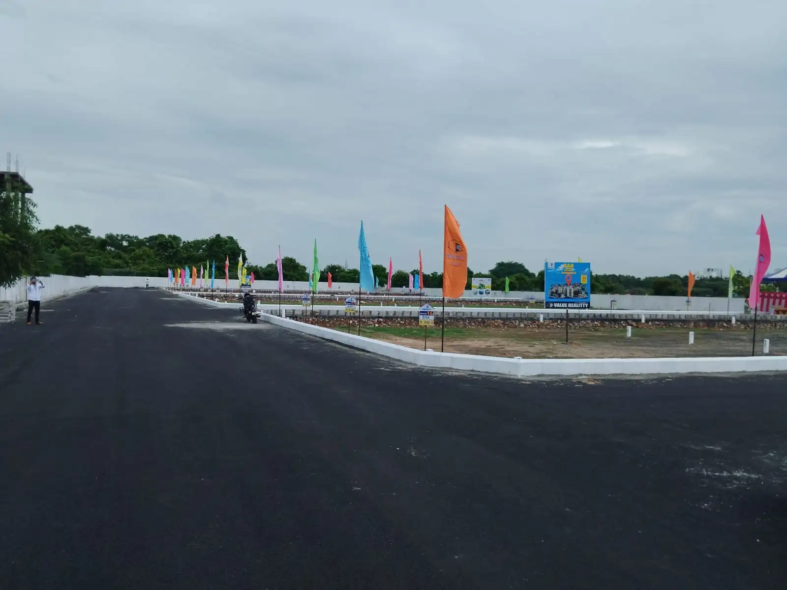 B & B Garden Phase III Mannivakkam photo 4
