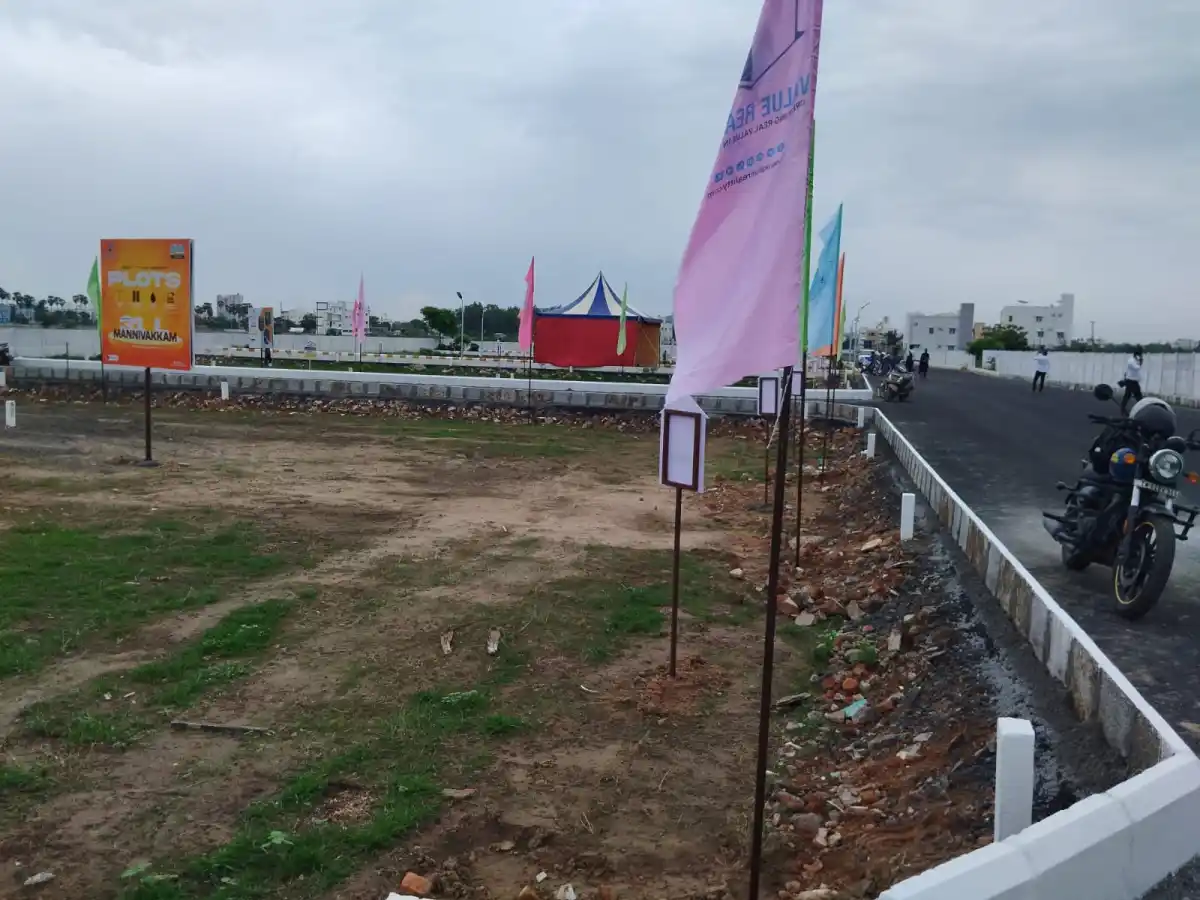 B & B Garden Mannivakkam