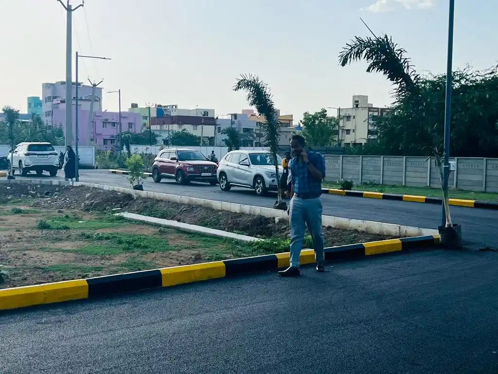 Serasa Urbane Kundrathur