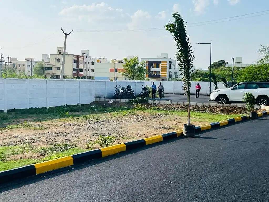 Serasa Urbane Kundrathur