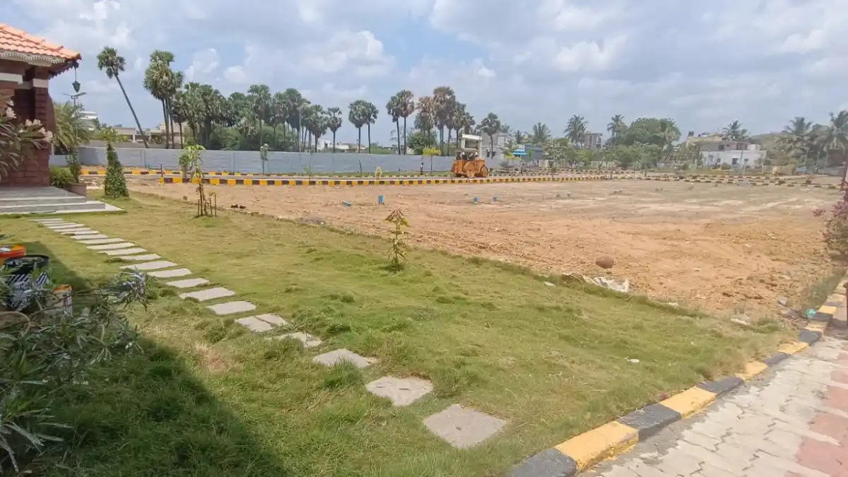 Muthukumaran Nagar Red Hills photo 3