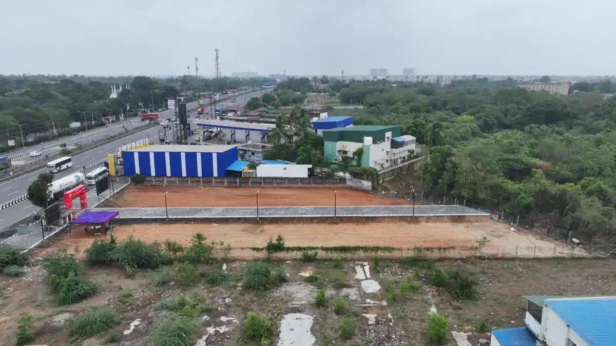 Malles Swarnabhumi Poonamallee