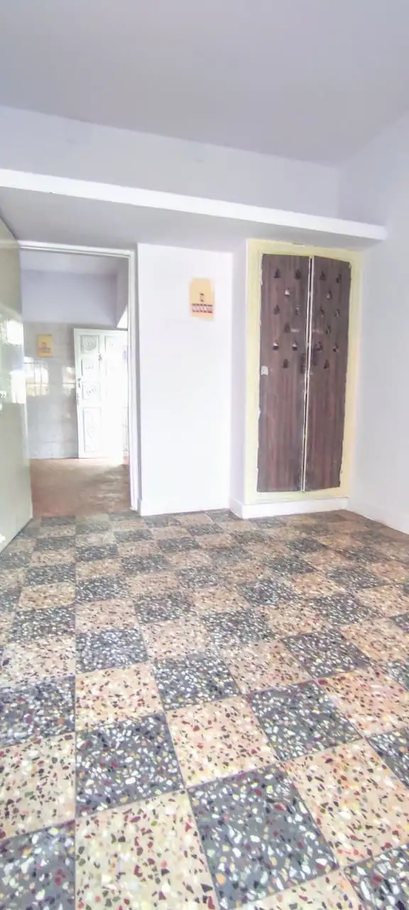 Prime 2BHK Road-Facing Apartment Mylapore photo 2